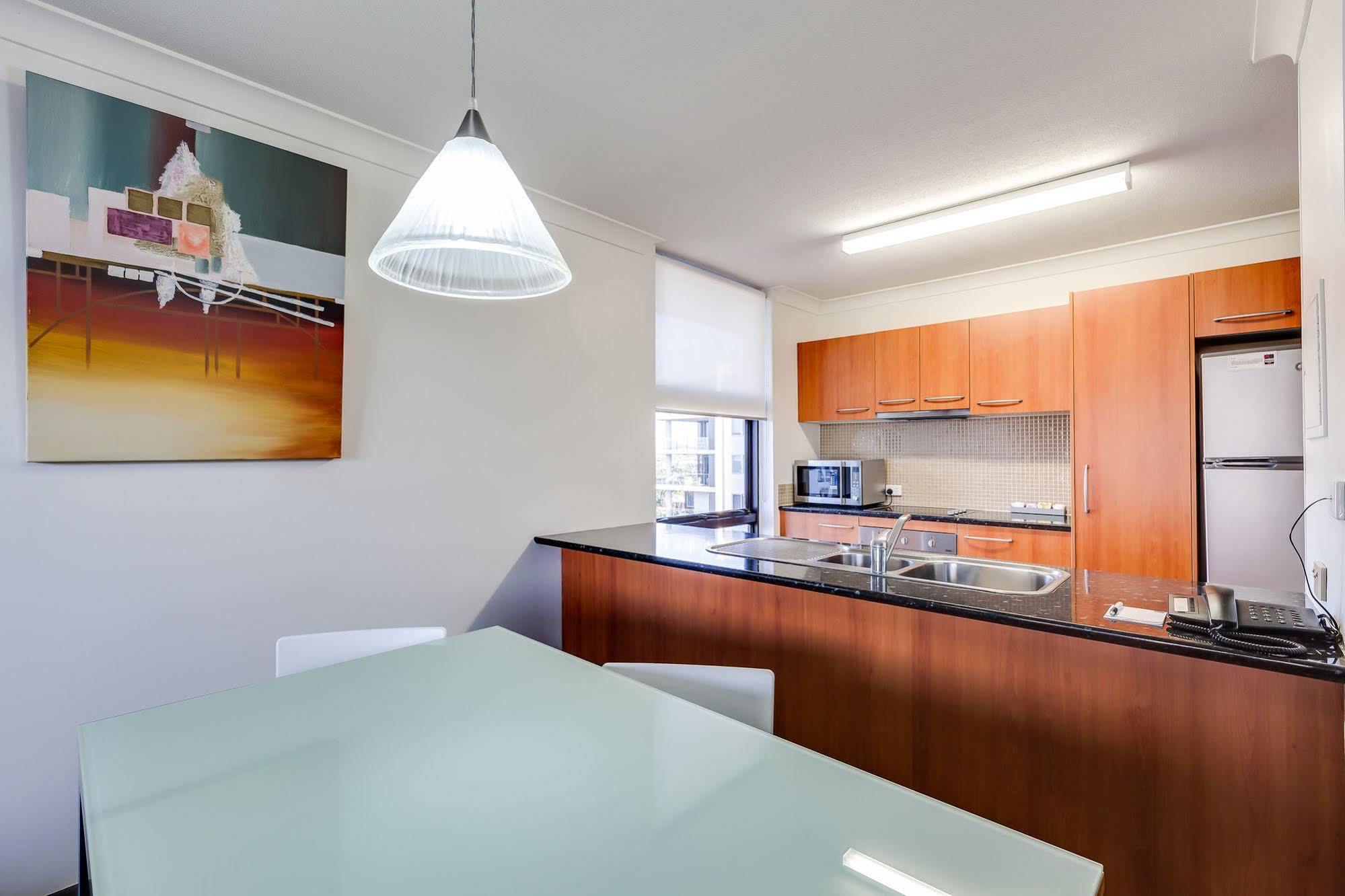 Hillcrest Apartment Hotel Μπρίσμπεϊν Εξωτερικό φωτογραφία